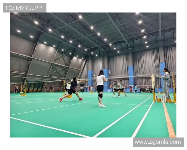 羽毛球的梦想与坚持:杭州羽毛球队成长历程的真实记录 羽毛球的梦想与坚持:杭州羽毛球队成长历程的真实记录