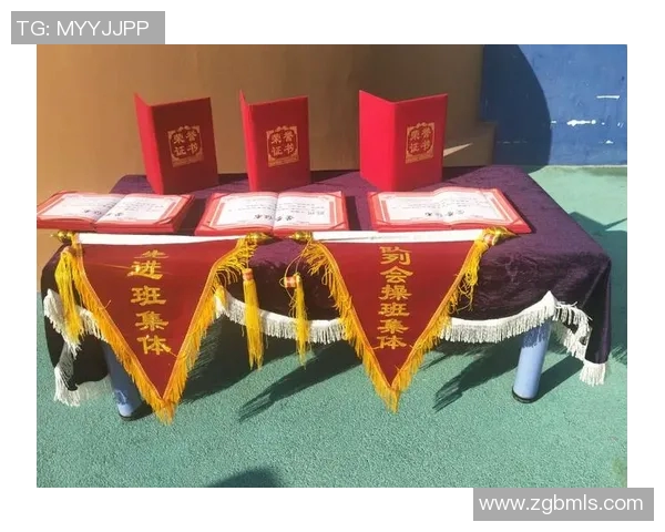 金堂三小足球明星崭露头角展现青春活力与团队精神的精彩瞬间 金堂三小足球明星崭露头角展现青春活力与团队精神的精彩瞬间